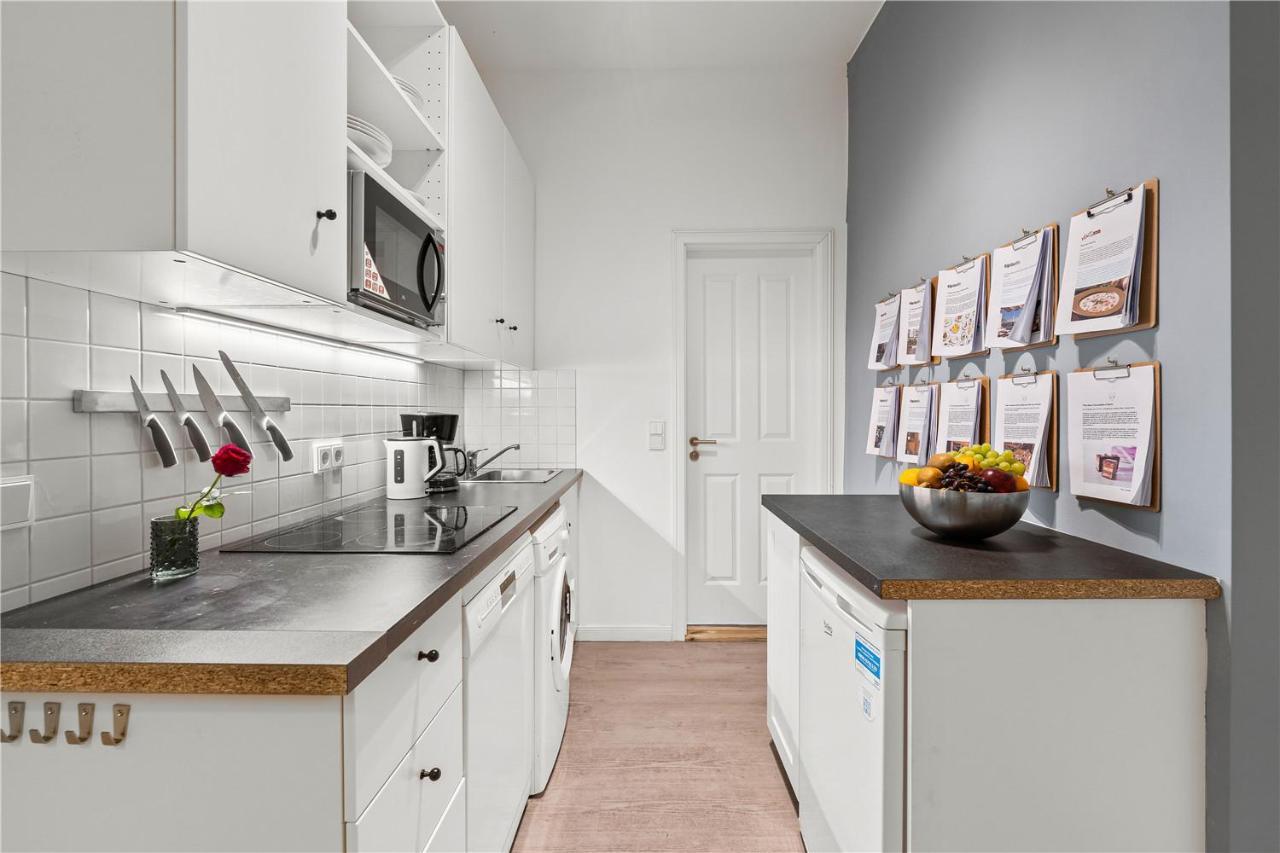 Holiday 33 Apartments Efg Schoenhauser Allee Mit Balkon ベルリン エクステリア 写真